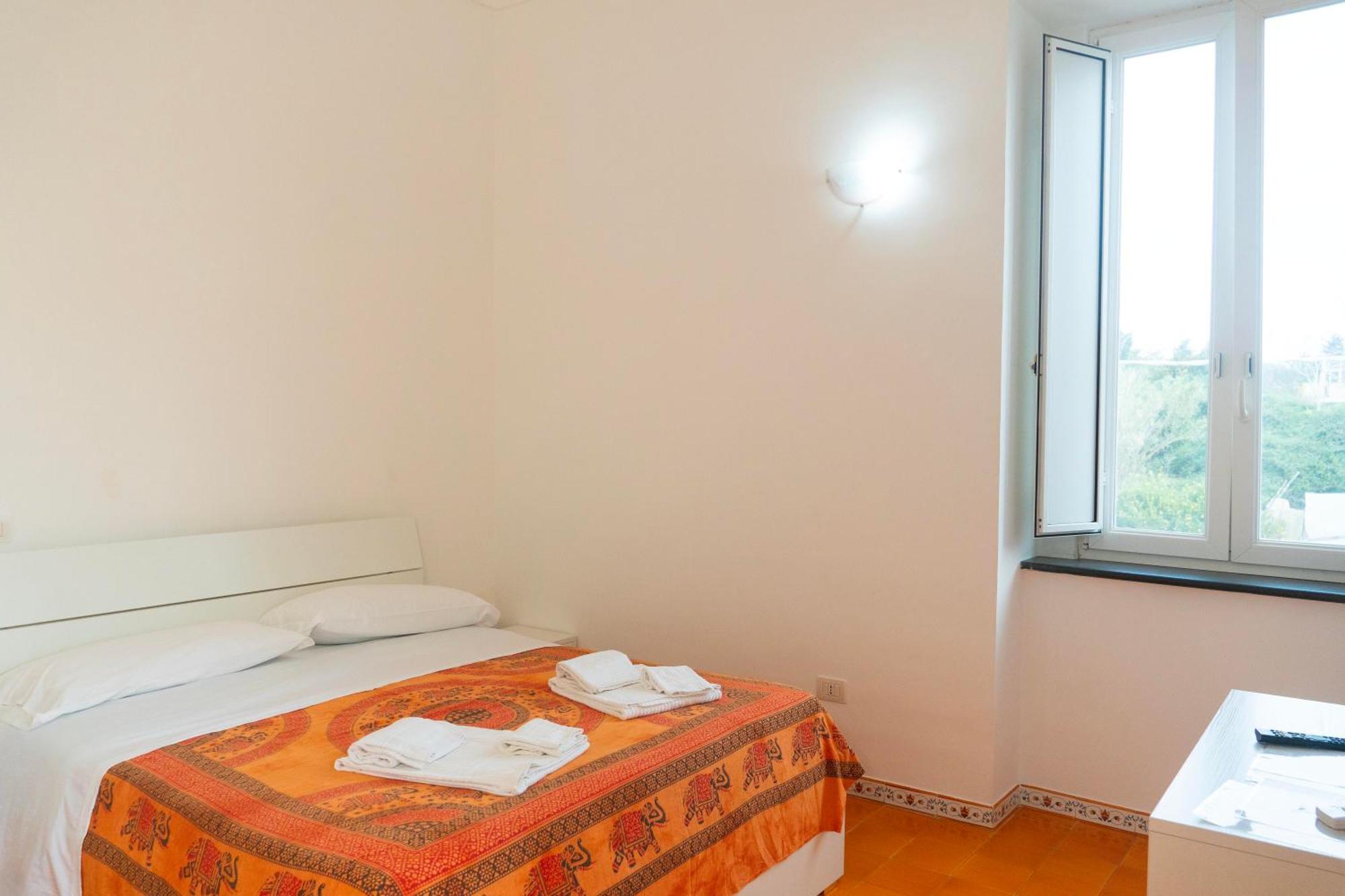 Apartamento La Terrazza Sul Giardino Procida Exterior foto