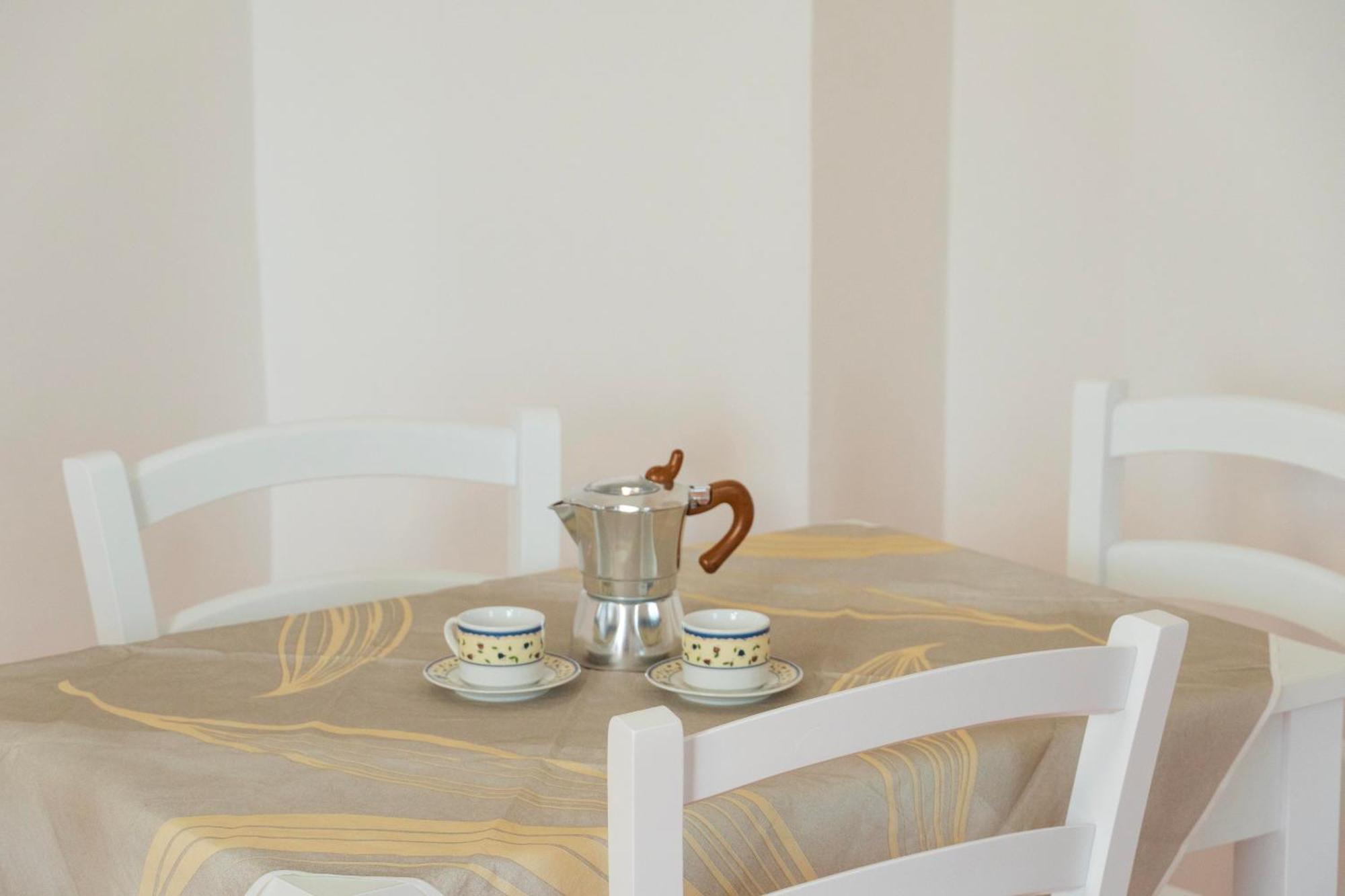 Apartamento La Terrazza Sul Giardino Procida Exterior foto