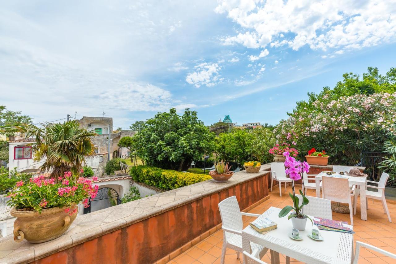 Apartamento La Terrazza Sul Giardino Procida Exterior foto