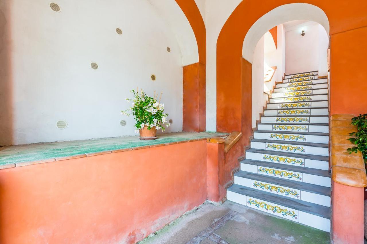 Apartamento La Terrazza Sul Giardino Procida Exterior foto